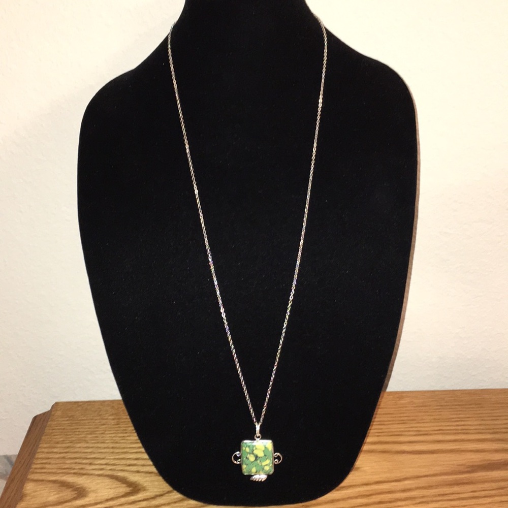 NWT Handmade Green Turquoise M Pendant Necklace
